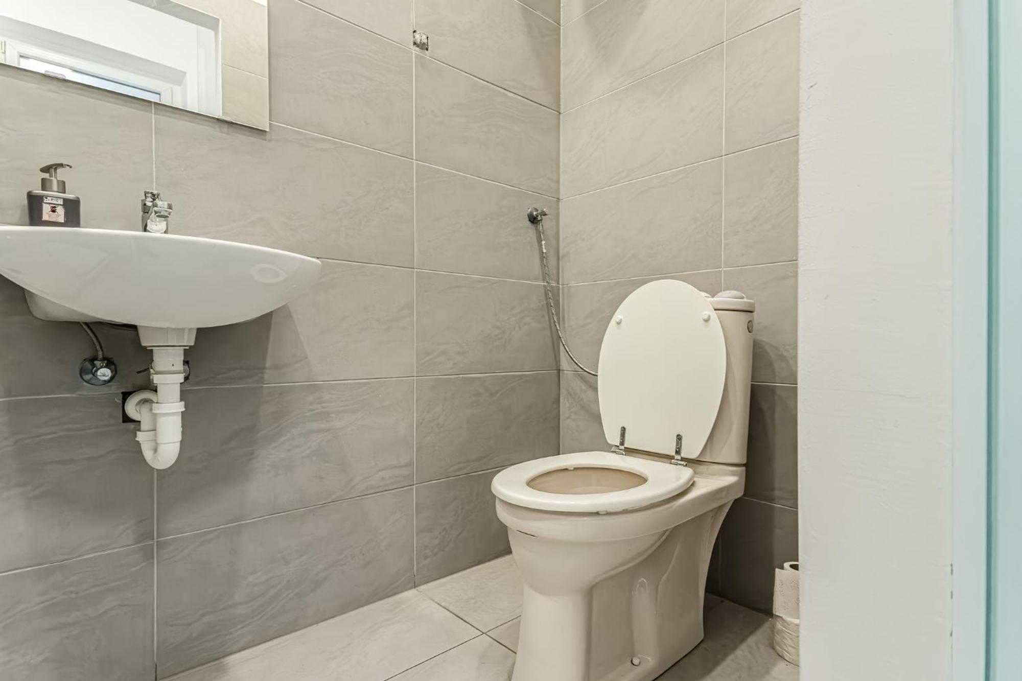 Apartment Two Charming Near Volksoper And Akh *